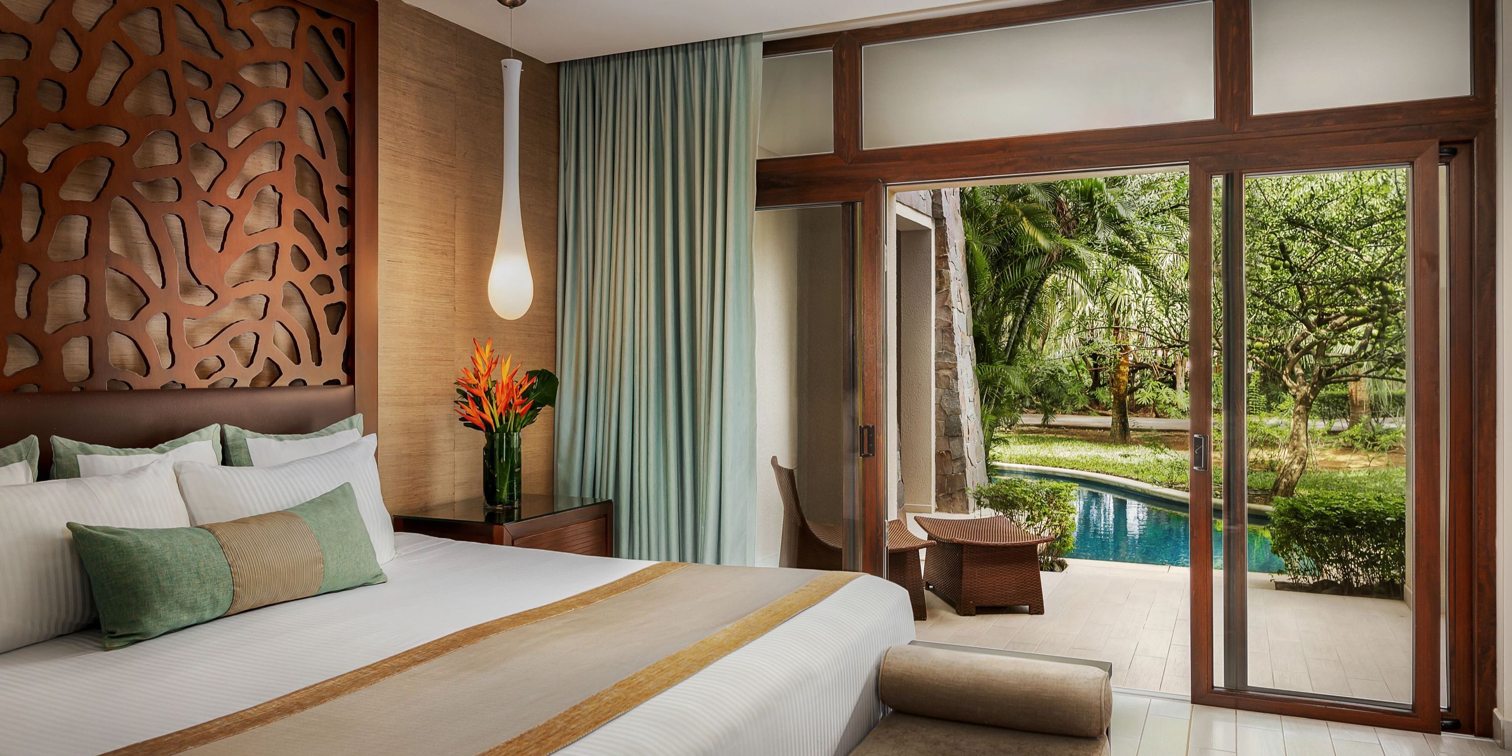 Dreams Las Mareas Swim Out Pool